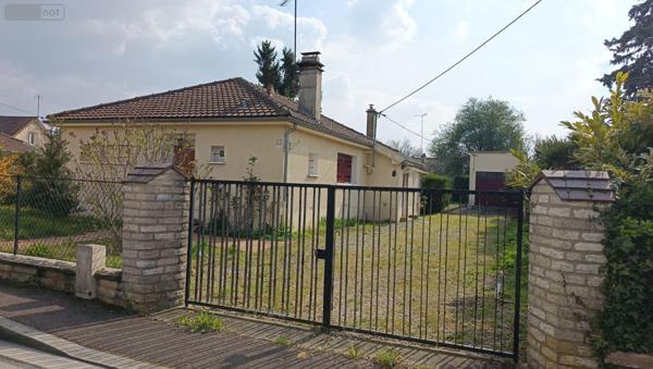 Maison à louer à Les Noës-près-Troyes dans l'Aube (10420), ref : 10376/1270