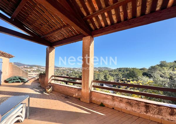 Villa spacieuse à vendre à Saint-Raphaël