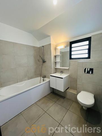 Location Maison83,42 m² - 4 Pièces - GRAND BOIS (97410)