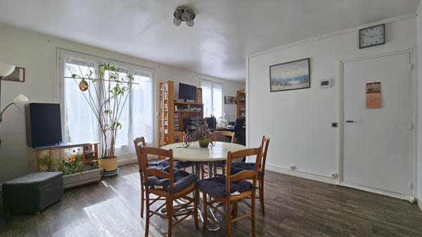 Appartement lumineux 3 pièces (possible 4)au coeur de Mantes La Ville