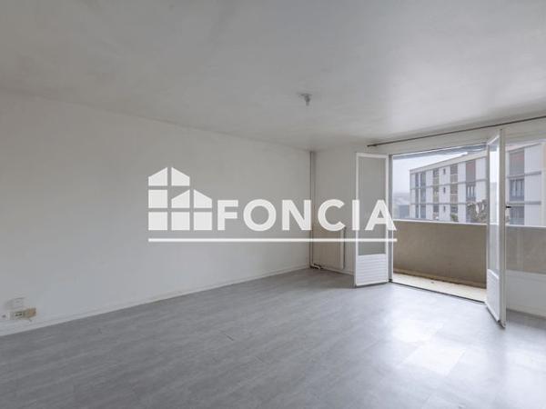 À vendre Studio 29.78 m² - Orléans 45000