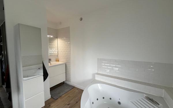 Maison à louer    6 pièces •  Francheville