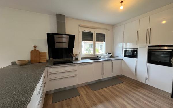 Maison à louer    6 pièces •  Francheville