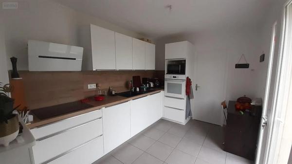 Location - Maison Montreuil-sous-Pérouse 35500 6 pièces 117 m 2 643 m 2