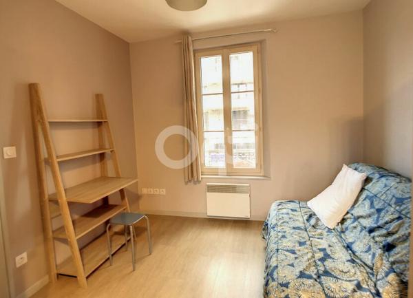 Appartement à louer    1 pièce •  Brive-la-Gaillarde