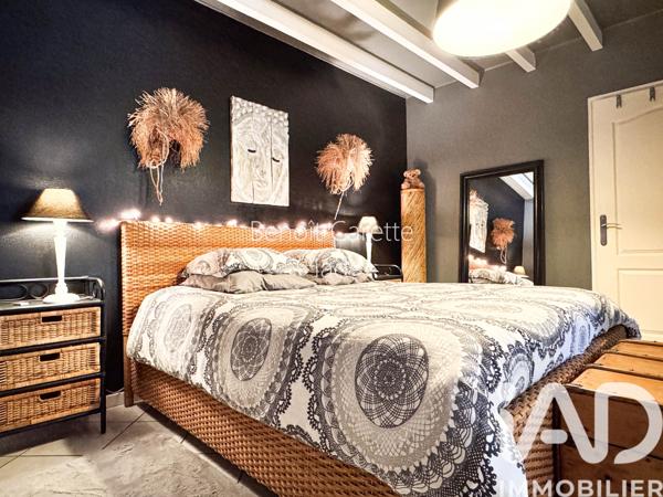 Maison à vendre 6 pièces 137 m² Saint-Yzan-de-Soudiac