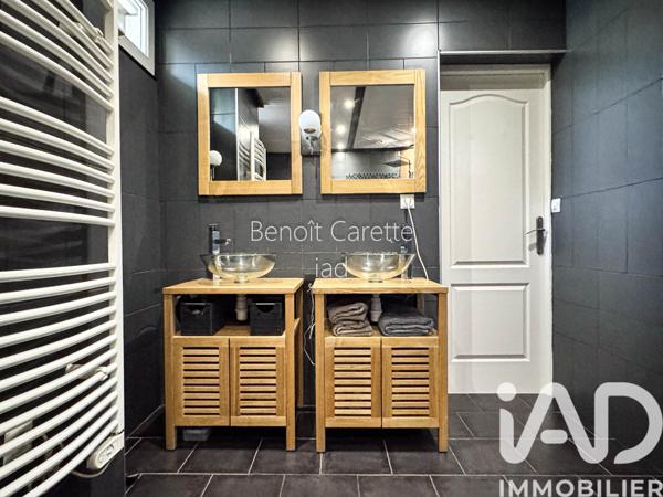Maison à vendre 6 pièces 137 m² Saint-Yzan-de-Soudiac
