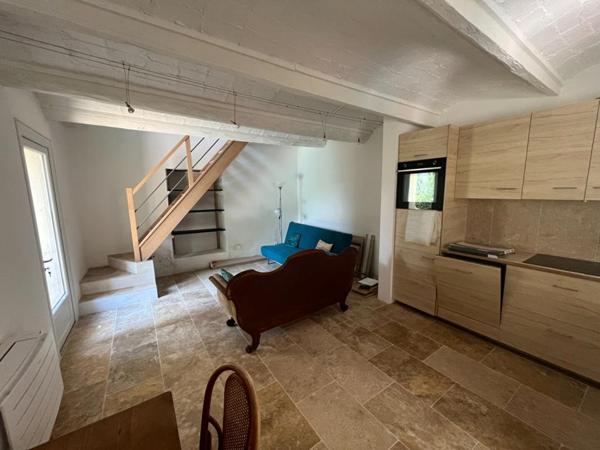 Maison Uzes 10 pièce(s) 210 m2