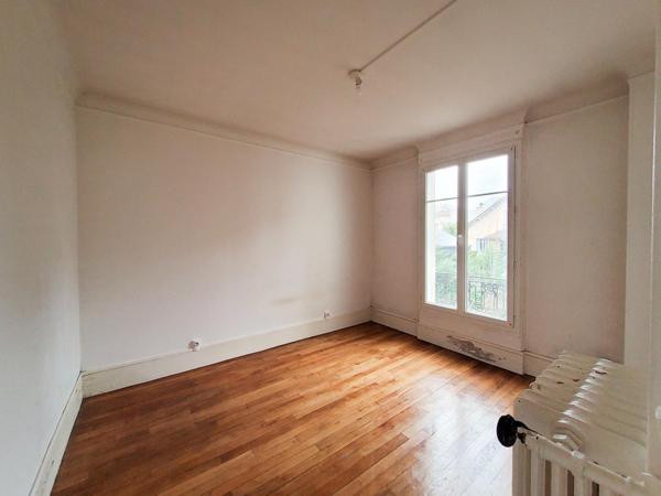 Appartement T2 au calme et proche du RER