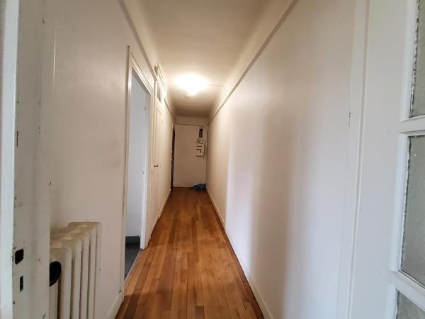 Appartement T2 au calme et proche du RER