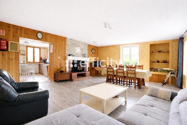 Maison 12 pièces - 266 m²