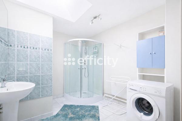 Maison 12 pièces - 266 m²