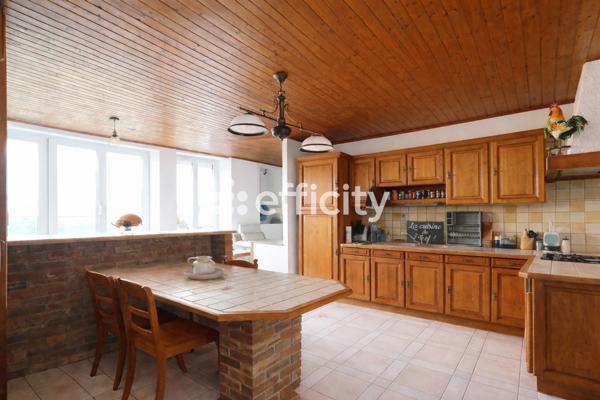 Maison 12 pièces - 266 m²