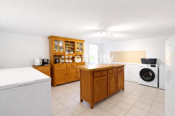 Maison 12 pièces - 266 m²