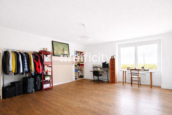 Maison 12 pièces - 266 m²