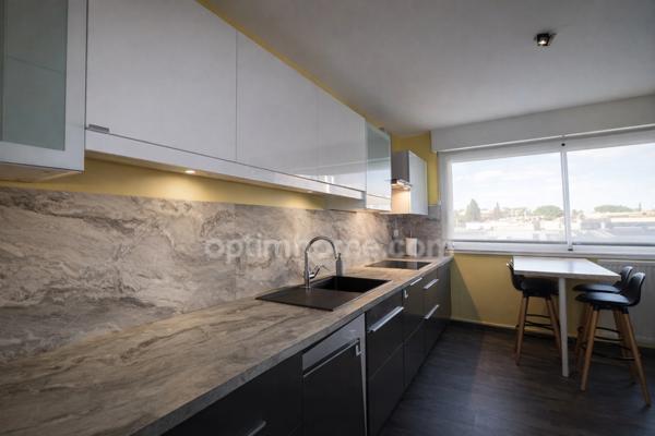 Appartement 4p - Cave - Parking - Piscine - Tennis - Parc - L5 Tram