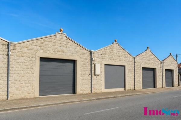 Entrepôt à VENDRE