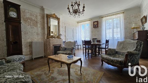 Maison à vendre 7 pièces 155 m² Ainay-le-Château