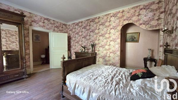 Maison à vendre 7 pièces 155 m² Ainay-le-Château