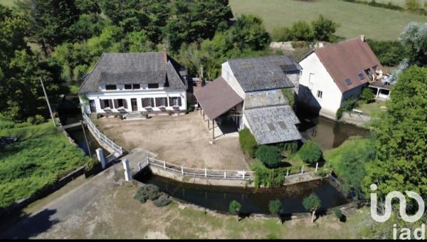 Maison à vendre 7 pièces 155 m² Ainay-le-Château