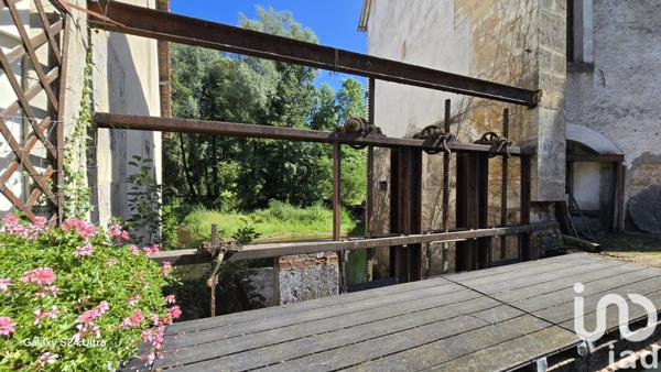 Maison à vendre 7 pièces 155 m² Ainay-le-Château