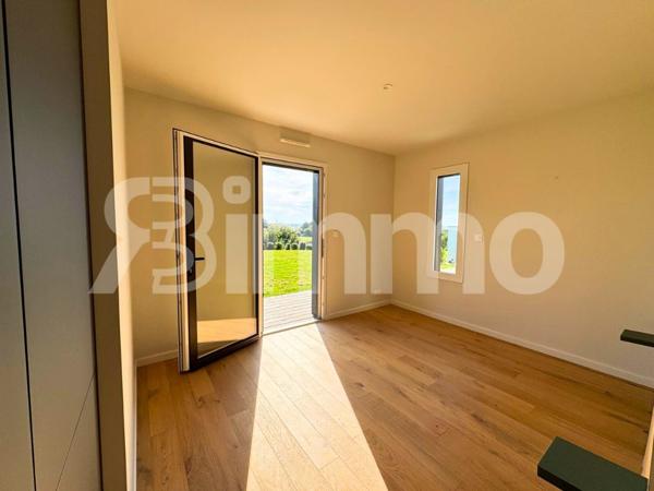 Maison contemporaine à vendre à Lannilis – 129 m² – 4 chambres – Terrain de 2 406 m² – Jacuzzi