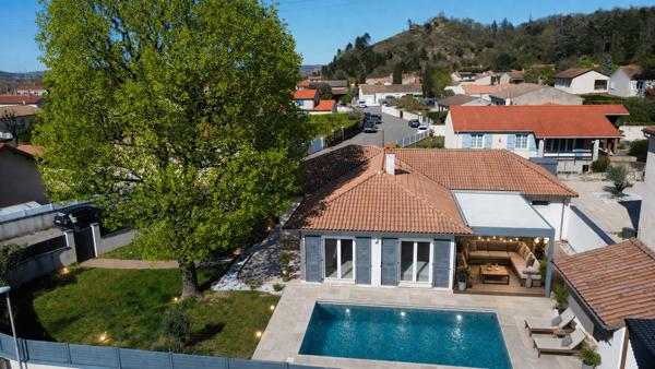 Maison individuelle avec piscine