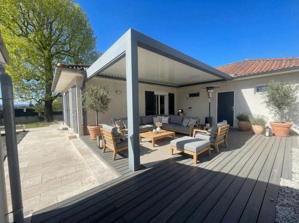 Maison individuelle avec piscine