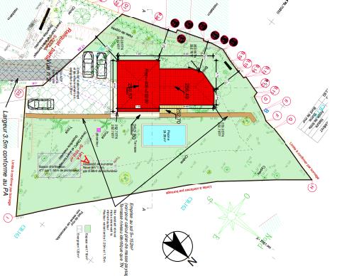 VENCE HYPER-CENTRE – TERRAIN CONSTRUCTIBLE 1034 M²