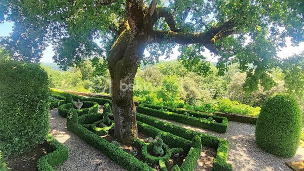 ✨ Nouveauté en exclusivité – Propriété coup de cœur assurée avec vue panoramique ✨
Perchée dans un cadre naturel d’exception de plus de 2,8 hectares de terrain, cette propriété offre un panorama spectaculaire sur Lalinde et ses environs à seulement 2 minutes des commodités. Ici, la vue devient une véritable signature : un panorama grandiose, omniprésent depuis la maison, les terrasses et la piscine.
Cette propriété aux prestations de qualité séduira les amateurs d’espace, de confort et de nature.
La maison bénéficie d’équipements performants et récents :
• Chauffage central par pompe à chaleur géothermique avec chaudière fioul en relais
• Double vitrage bois et PVC avec moustiquaires
• Volets battants en bois installés en 2022
• Deux cheminées
• Deux adoucisseurs d’eau
• 24 panneaux solaires dont 12 dédiés à la consommation et 12 à la revente (revenu annuel d’environ 1 300 €)
• Assainissement par micro-station
• Toiture entièrement refaite entre 2014 et 2020
• Piscine à débordement rénovée en 2024 avec volet électrique neuf
L’accès à la propriété se fait par un chemin bitumé menant à un vaste espace de stationnement.
La maison se compose de :
• Un hall d’entrée
• Une spacieuse cuisine avec îlot central et accès direct à la terrasse plein sud
• Un cellier / buanderie
• Un salon chaleureux
• Une salle à manger
• Un grand bureau
• 5 chambres de 9 à 14 m²
• 3 salles d’eau
• 3 WC
À l’extérieur, vous profiterez d’une immense terrasse faisant le tour de la maison, en partie couverte, permettant d’admirer pleinement le panorama ainsi que le superbe jardin à la française.
Deux enclos en panneaux rigides pourront accueillir animaux, potager ou tout autre projet selon vos envies.
Un bâtiment indépendant de 108 m² avec trois accès complète l’ensemble.
Enfin, vous serez séduits par la magnifique piscine chauffée au sel, à débordement, de 9 x 5 mètres, sécurisée par un volet électrique.
Une propriété rare sur le secteur, alliant confort moderne, volumes généreux et cadre de vie exceptionnel.
Visite 7 jours sur 7 . Collaboration entre professionnels de l'immobilier Ok.
✨ New exclusive property – Stunning property with panoramic views ✨
Perched in an exceptional natural setting of more than 2.8 hectares of land, this property offers a spectacular view of Lalinde and its surroundings just 2 minutes from amenities. Here, the view becomes a true signature: a grandiose panorama, omnipresent from the house, the terraces and the swimming pool.
This property with quality services will seduce lovers of space, comfort and nature.
The house benefits from high-performance and recent equipment:
• Central heating by geothermal heat pump with oil boiler in relay
• Double glazing, wood and PVC with mosquito nets
• Wooden shutters installed in 2022
• Two fireplaces
• Two water softeners
• 24 solar panels, including 12 dedicated to consumption and 12 for resale (annual income of about €1,300)
• Sanitation by micro-station
• Roof completely redone between 2014 and 2020
• Infinity pool renovated in 2024 with new electric shutter
Access to the property is via a paved road leading to a large parking space.
The house consists of:
• An entrance hall
• A spacious kitchen with central island and direct access to the south-facing terrace
• A cellar / laundry room
• A warm living room
• A dining room
• A large office
• 5 bedrooms from 9 to 14 m 2
• 3 shower rooms
• 3 toilets
Outside, you will enjoy a huge terrace around the house, partly covered, allowing to fully admire the panorama and the beautiful French garden.
Two enclosures in rigid panels can accommodate animals, vegetable garden or any other project according to your desires.
An independent building of 108 m2 with three accesses completes the whole.
Finally, you will be seduced by the magnificent salt-heated infinity pool of 9 x 5 meters, secured by an electric shutter.
A rare property in the area, combining modern comfort, generous volumes and exceptional living environment.
Visit 7 days a week. Collaboration between real estate professionals Ok.
