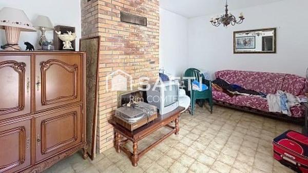 Maison avec studio indépendant – Centre de Roussillon – 70 m² + terrain de 480 m²!!