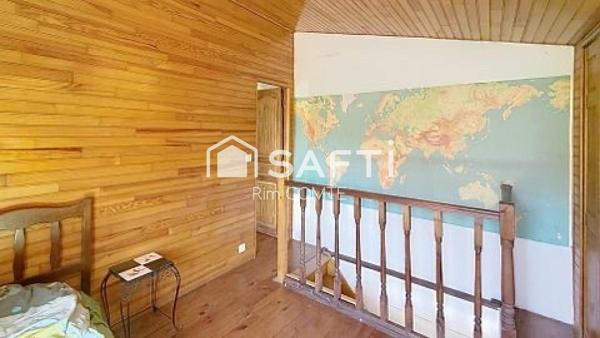 Maison avec studio indépendant – Centre de Roussillon – 70 m² + terrain de 480 m²!!