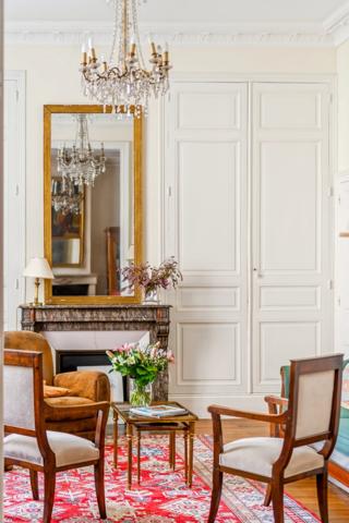 Saumur centre - Maison de caractère de 346 m², 7 chambres, dépendances et jardin.