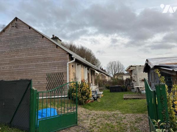 Ensemble immobilier de 5 maisons