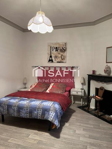 Maison de caractère avec sous sol avec grande dépendance