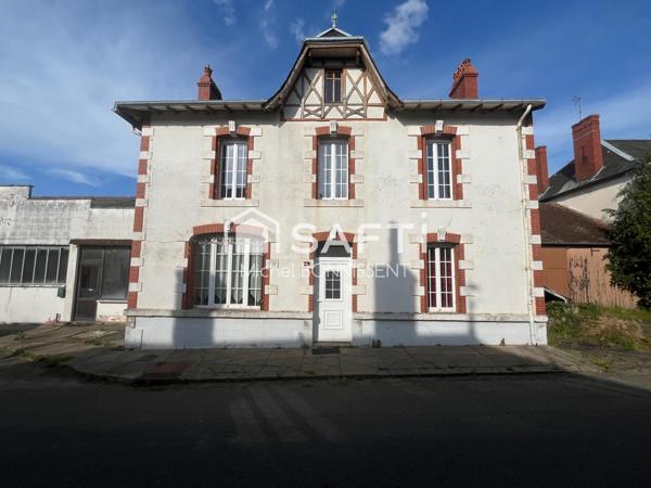 Maison de caractère avec sous sol avec grande dépendance