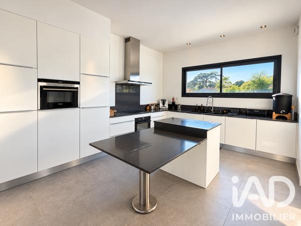 Maison (prestige) à vendre 6 pièces 191 m² Cugnaux