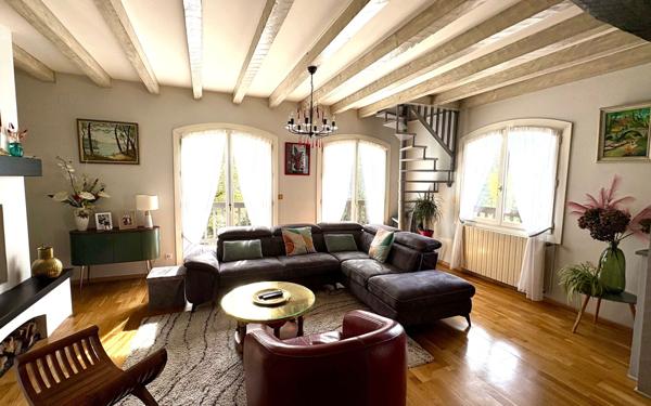 Maison à vendre    8 pièces •  Soustons