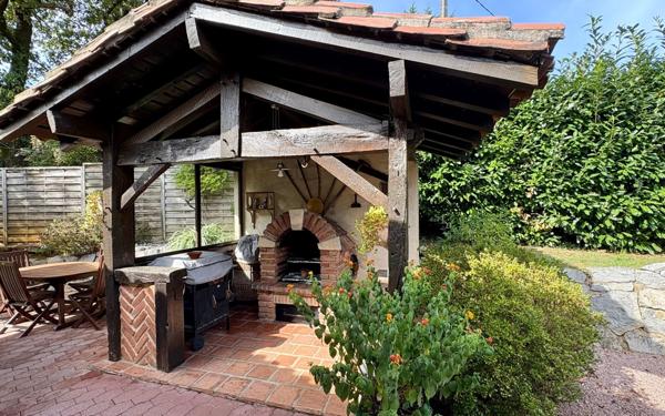 Maison à vendre    8 pièces •  Soustons