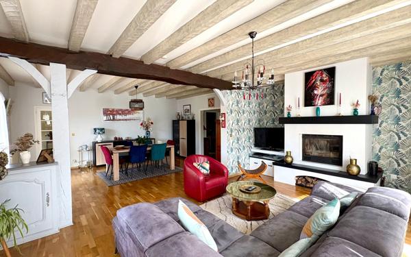 Maison à vendre    8 pièces •  Soustons