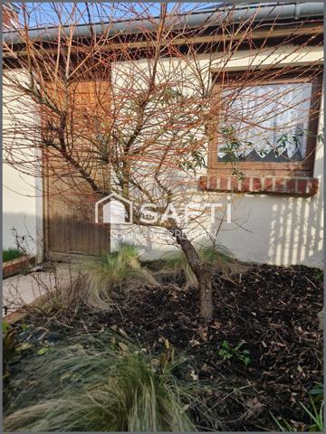 Au calme, exposée Sud, proche lycée Flaubert