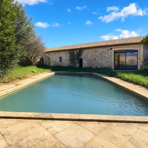 Maison vigneronne Mudaison 8 pièce(s) 225 m2