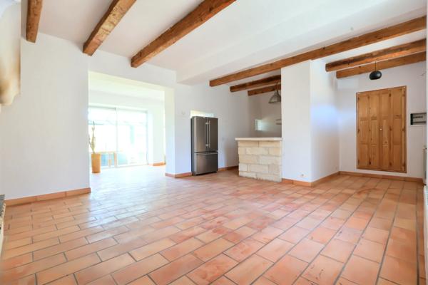 Maison vigneronne Mudaison 8 pièce(s) 225 m2