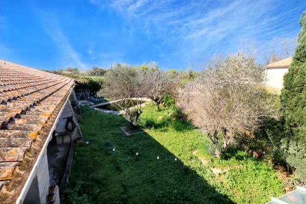 Maison vigneronne Mudaison 8 pièce(s) 225 m2