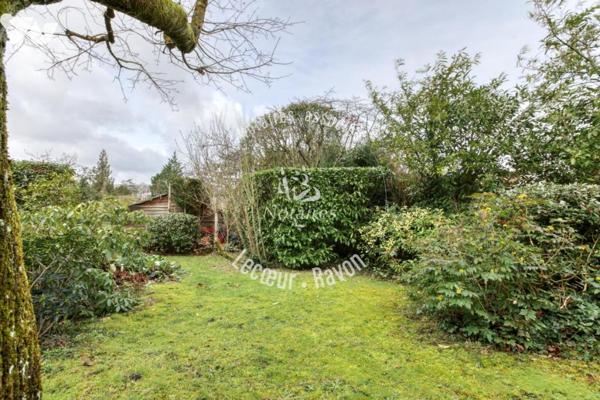 Maison familiale avec jardin, proche gare de Louveciennes