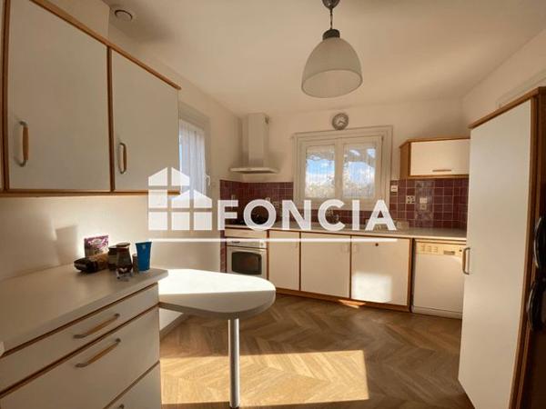 Location Maison 7 pièces 154 m² - 21 ALLÉE DE L'AUBEPINE Bourg-lès-valence 26500