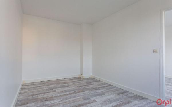 Appartement à louer    2 pièces • 40,45 m2 Saint-Michel-sur-Orge