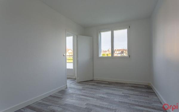 Appartement à louer    2 pièces • 40,45 m2 Saint-Michel-sur-Orge