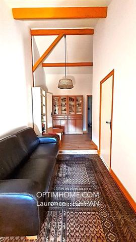 MAISON FAMILIALE AVEC DEPENDANCES AU LEDAT (47)