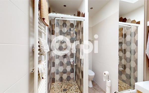 Maison à vendre    5 pièces • 149 m2 Bron